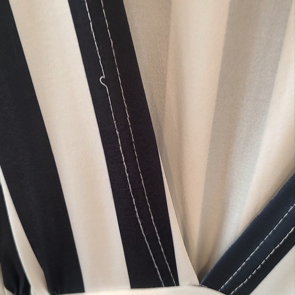 SHEIN Statement Maxi Dress with Bold Stripes - Picture 6 of 6